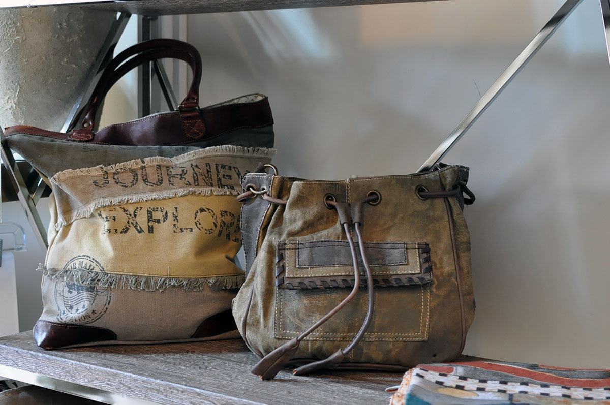Ruggedly Chic: Canvas Satchels